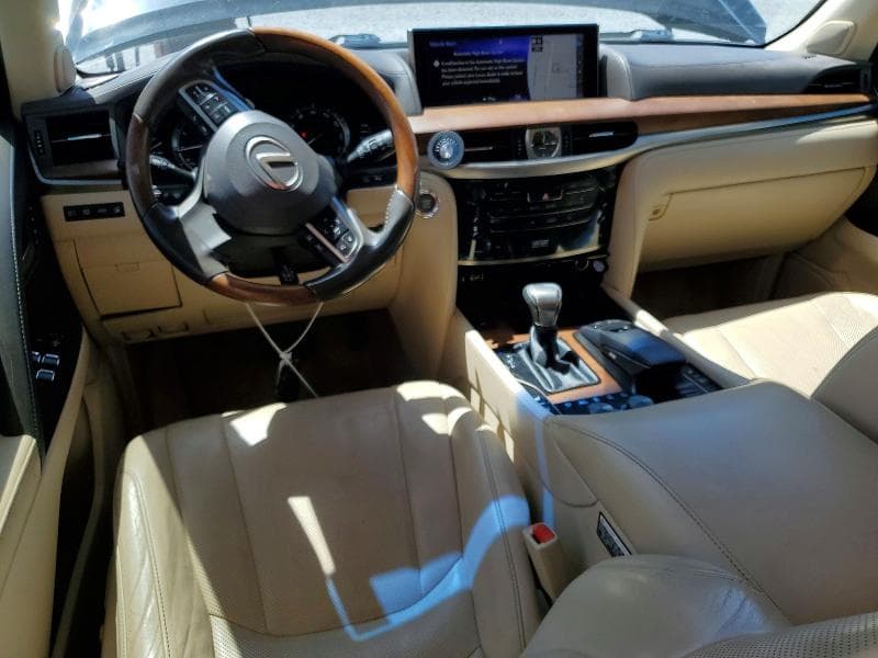 2018 LEXUS LX 570 8