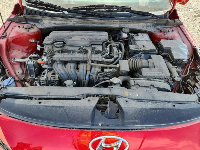2022 HYUNDAI ELANTRA SE 11