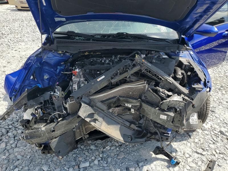 2024 HYUNDAI ELANTRA SEL 11