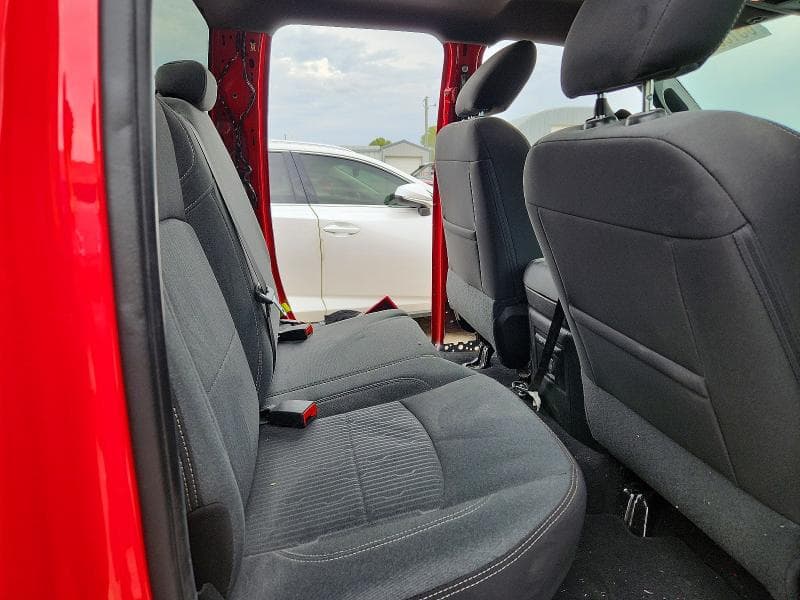 2022 RAM 1500 CLASSIC SLT 10