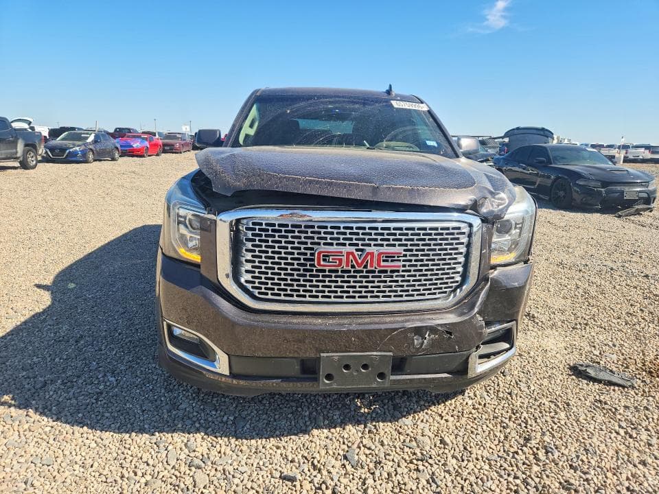 2017 GMC YUKON DENALI 5