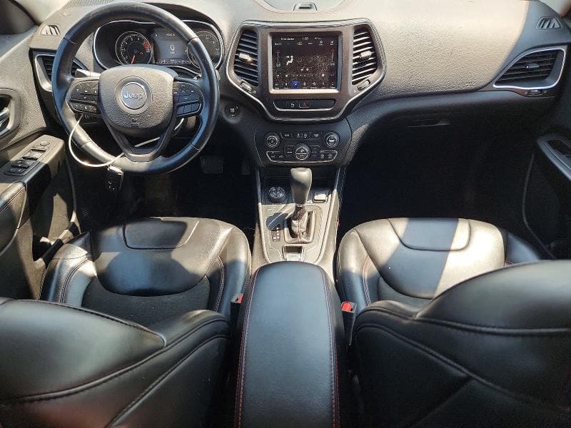 2019 JEEP CHEROKEE TRAILHAWK 8