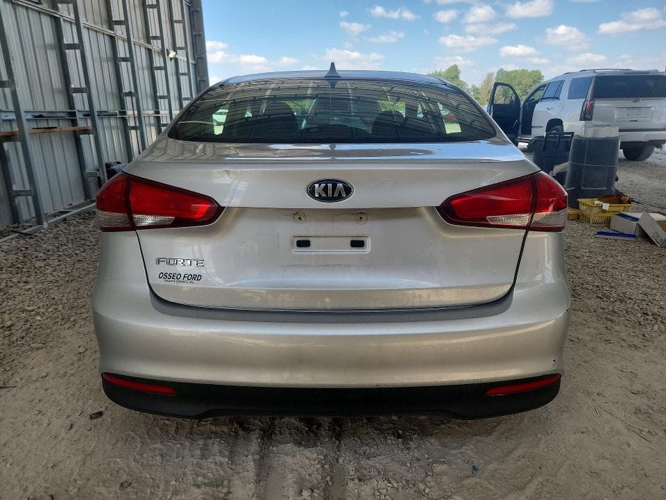 2018 KIA FORTE LX 6