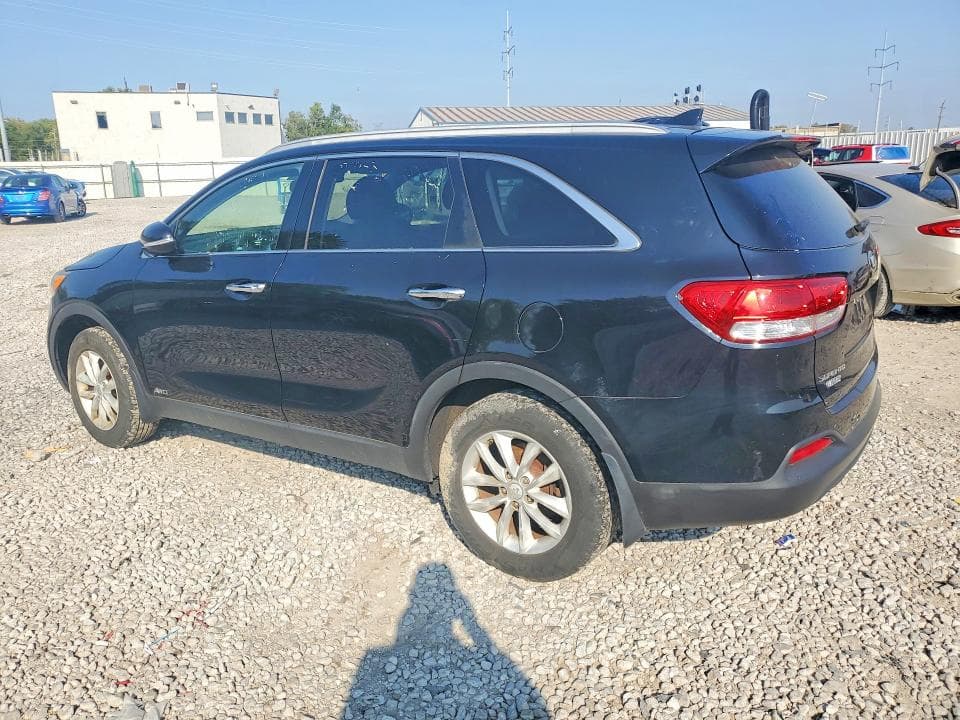 2018 KIA SORENTO LX 2