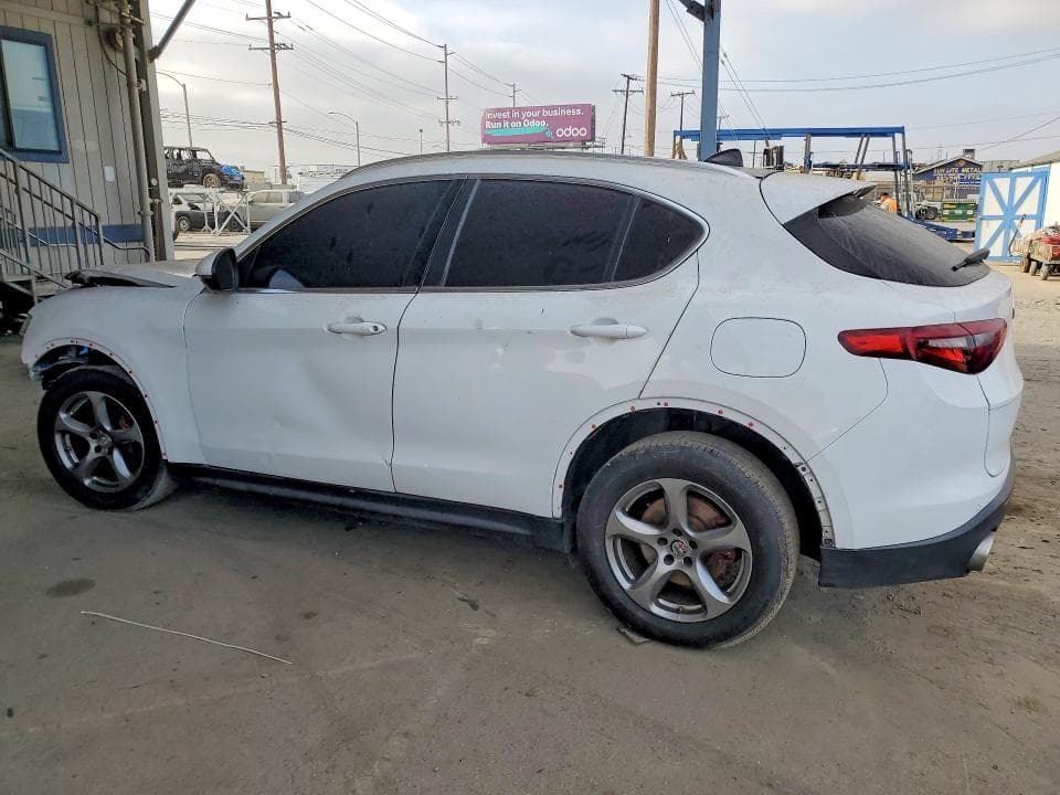 2019 ALFA ROMEO STELVIO 2
