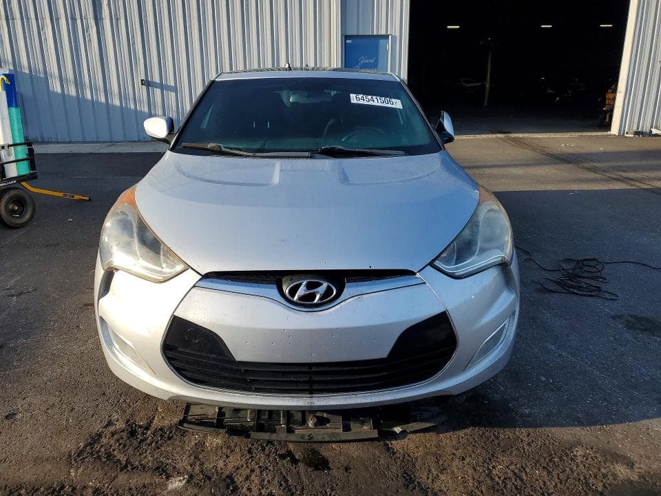 2017 HYUNDAI VELOSTER VALUE EDITION 5