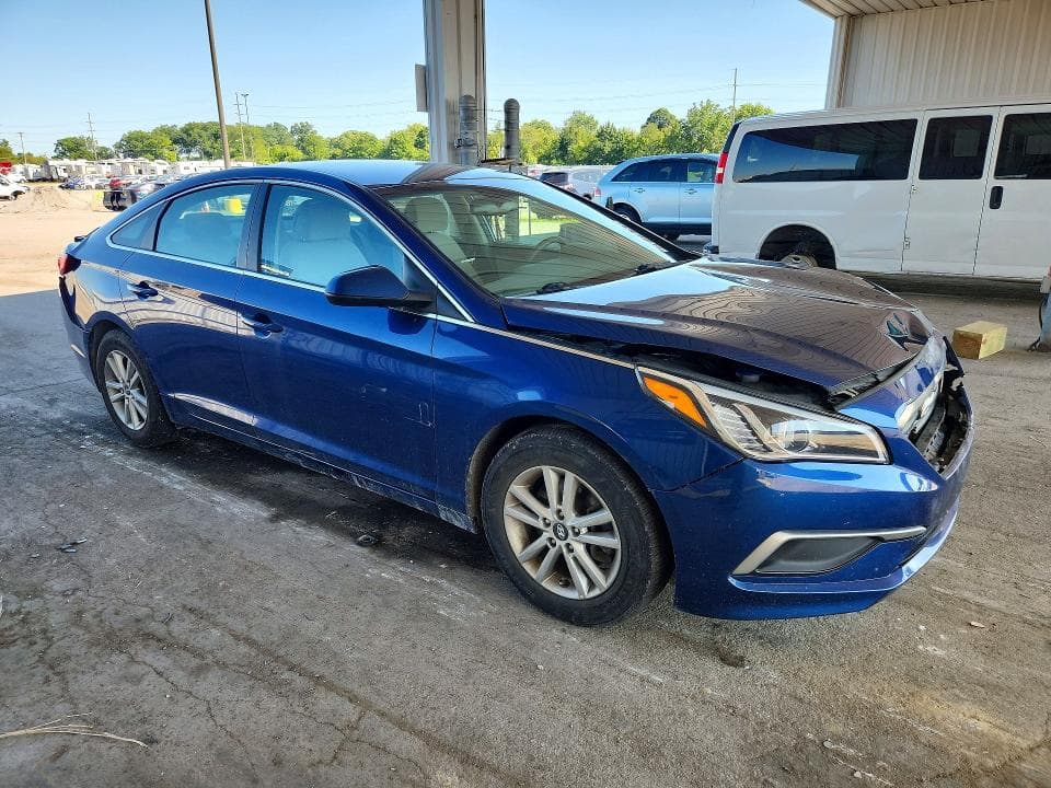 2017 HYUNDAI SONATA SE 4
