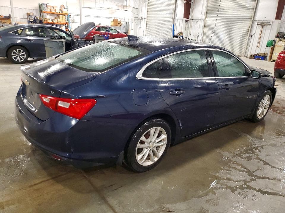 2017 CHEVROLET MALIBU LT 3