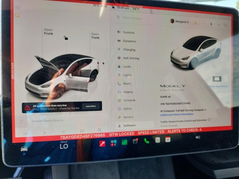 2025 TESLA MODEL Y 9