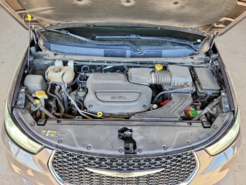 2022 CHRYSLER PACIFICA TOURING L 12