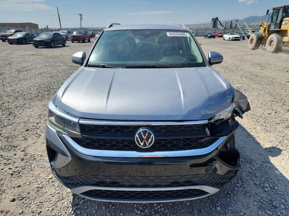 2024 VOLKSWAGEN TAOS SE 5