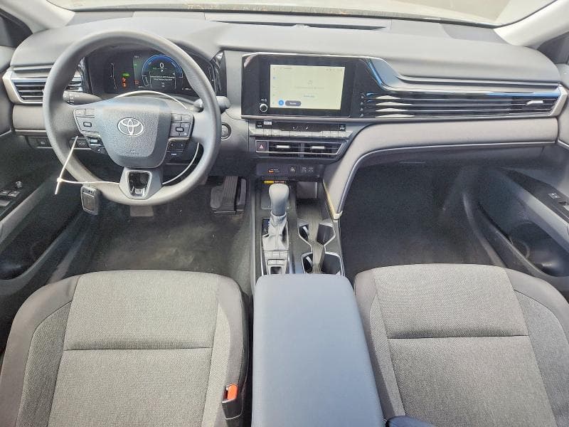 2026 TOYOTA CAMRY LE 8