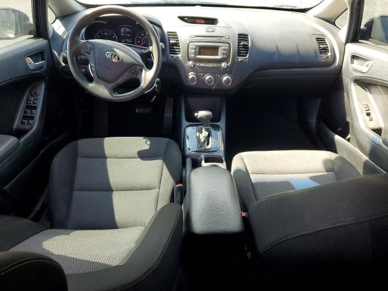 2017 KIA FORTE LX 8