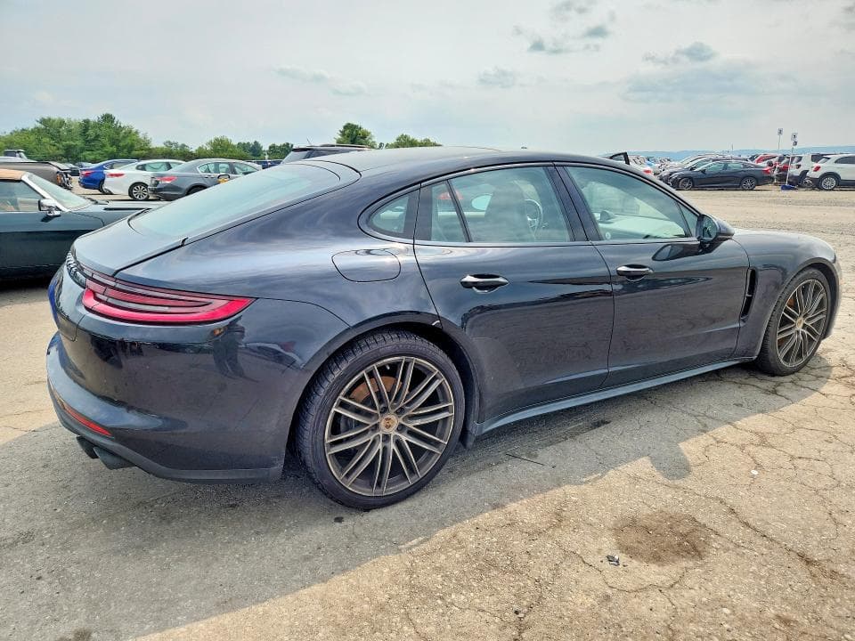 2020 PORSCHE PANAMERA BASE 3