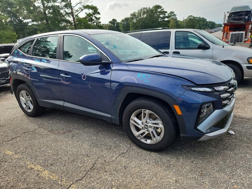 2025 HYUNDAI TUCSON SE 4