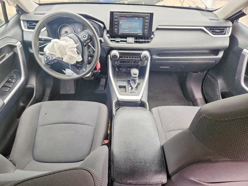 2020 TOYOTA RAV4 LE 8