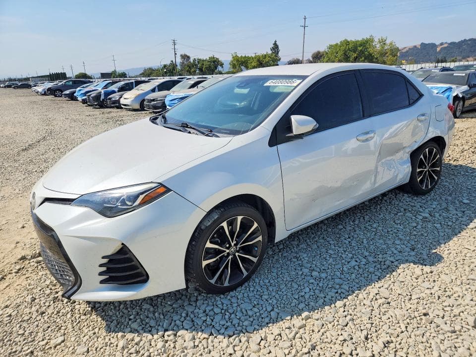 2018 TOYOTA COROLLA SE - 1