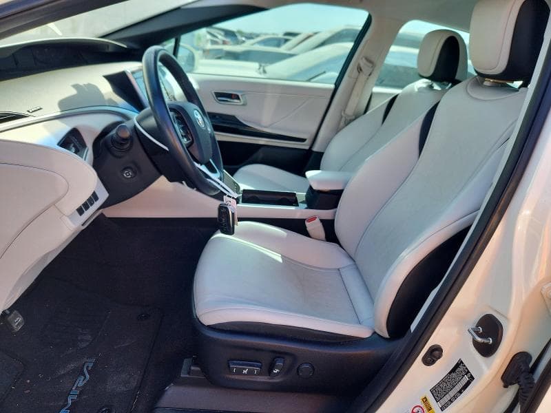 2018 TOYOTA MIRAI BASE 7