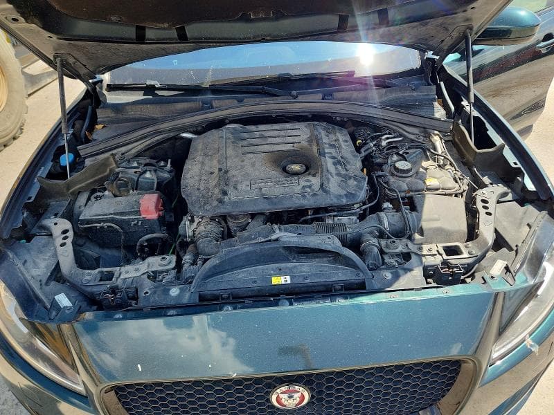 2017 JAGUAR F-PACE PREMIUM 11