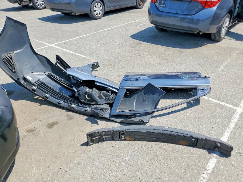 2019 TOYOTA COROLLA LE 12