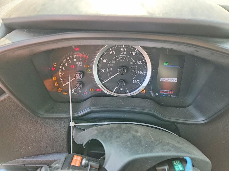 2021 TOYOTA COROLLA LE 9