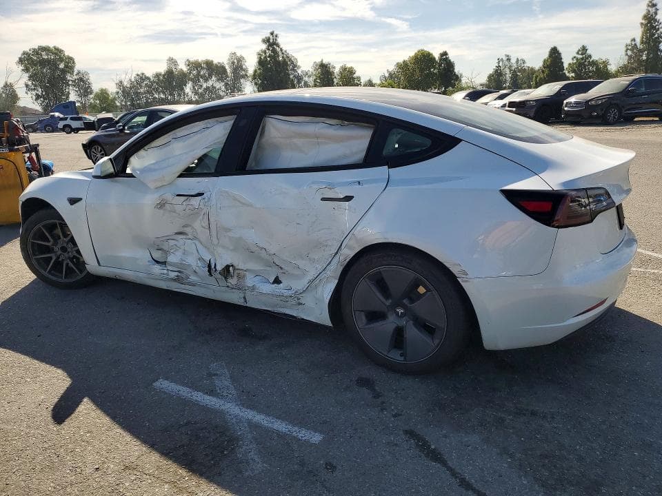 2023 TESLA MODEL 3 2