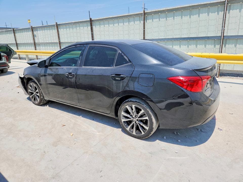 2019 TOYOTA COROLLA SE 2