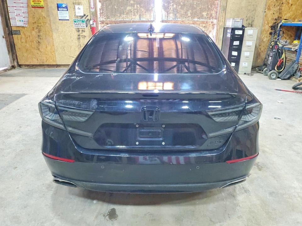 2019 HONDA ACCORD TOURING 6