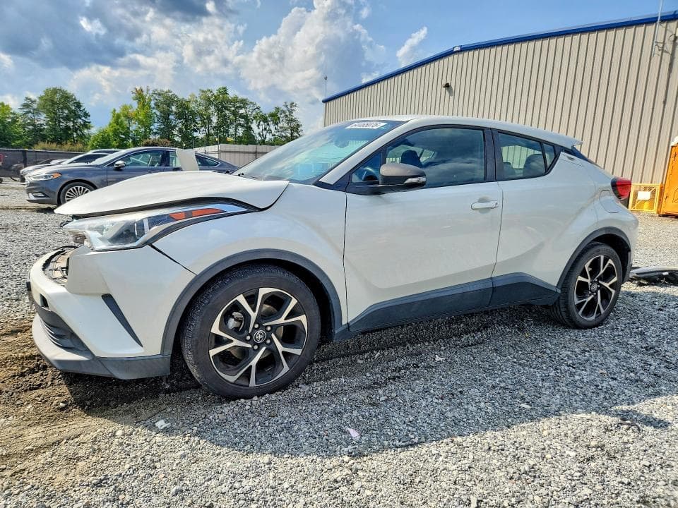 2018 TOYOTA C-HR XLE PREMIUM - 1