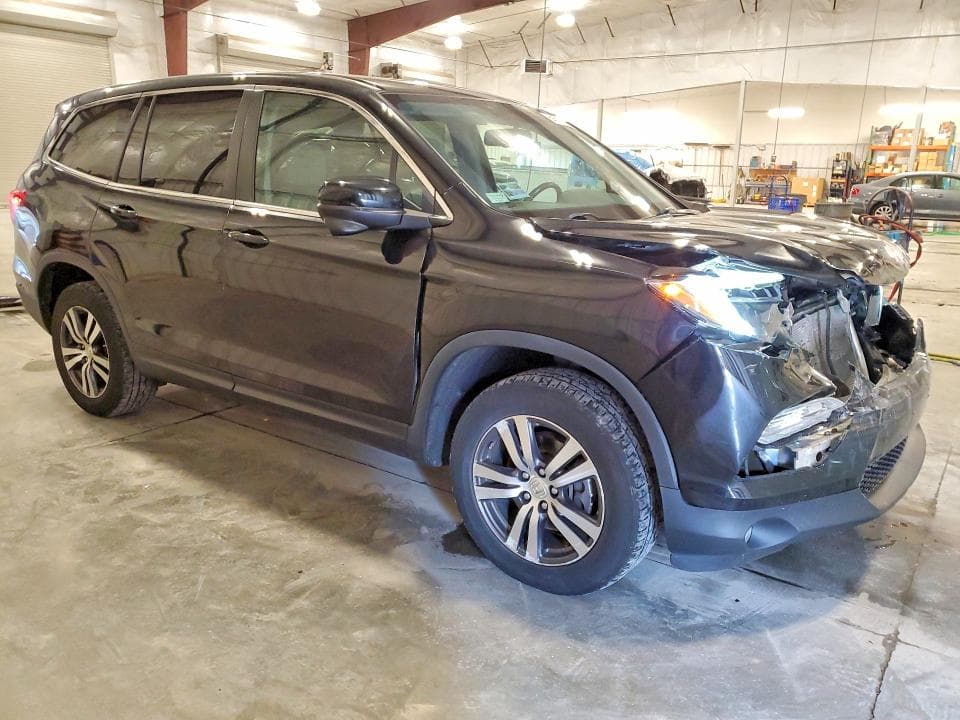 2017 HONDA PILOT EXL 4