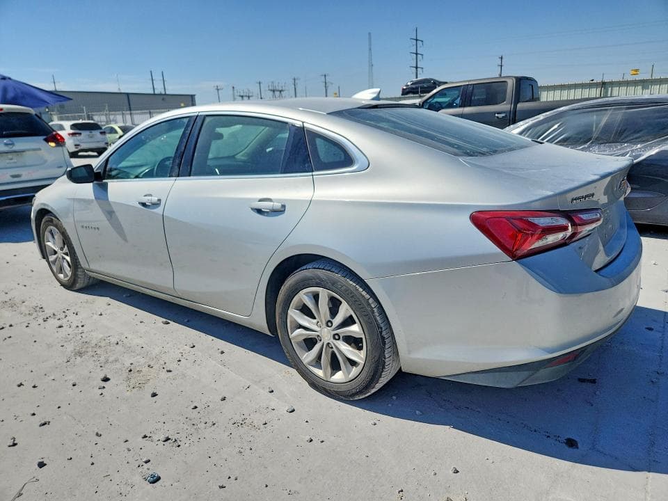 2020 CHEVROLET MALIBU LT 2