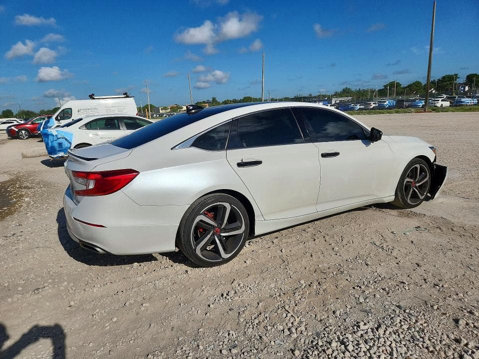 2022 HONDA ACCORD SPORT 3
