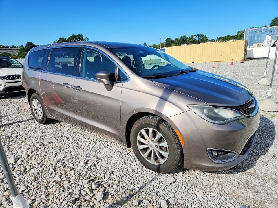 2018 CHRYSLER PACIFICA TOURING PLUS 4