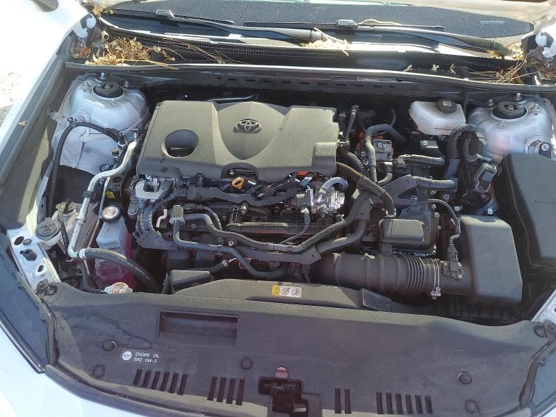 2025 TOYOTA CAMRY XLE 11