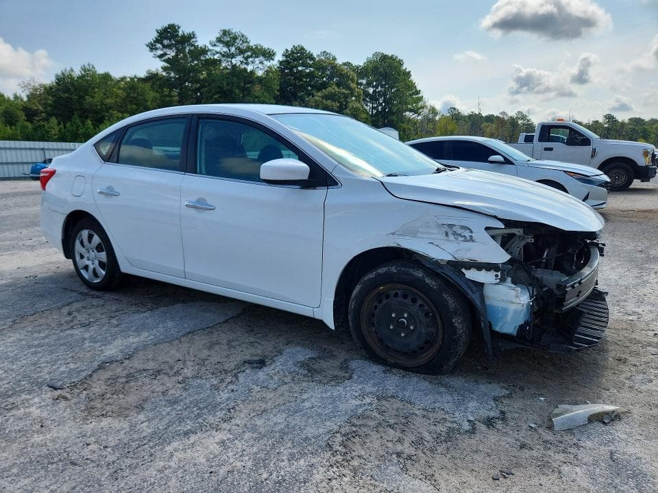 2019 NISSAN SENTRA S 4