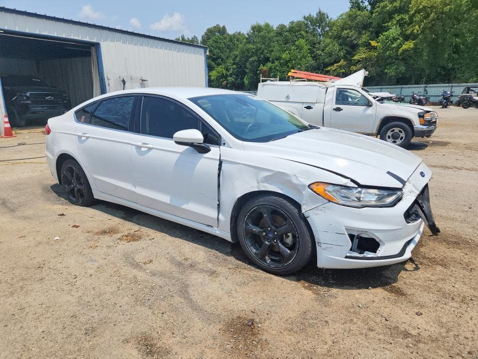 2020 FORD FUSION SE 4