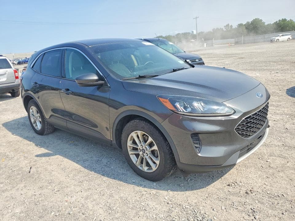2020 FORD ESCAPE SE 4