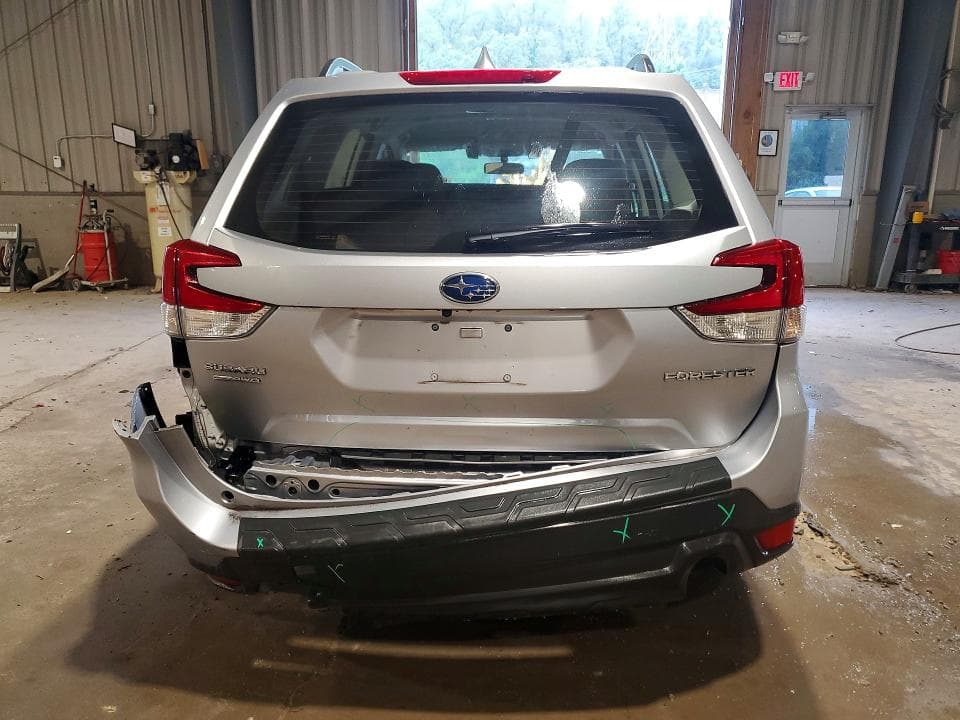 2021 SUBARU FORESTER 6