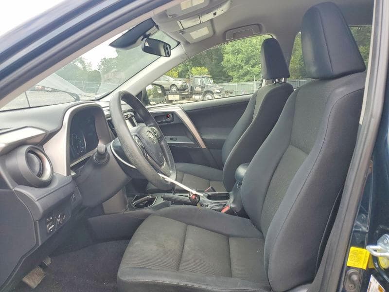 2017 TOYOTA RAV4 LE 7