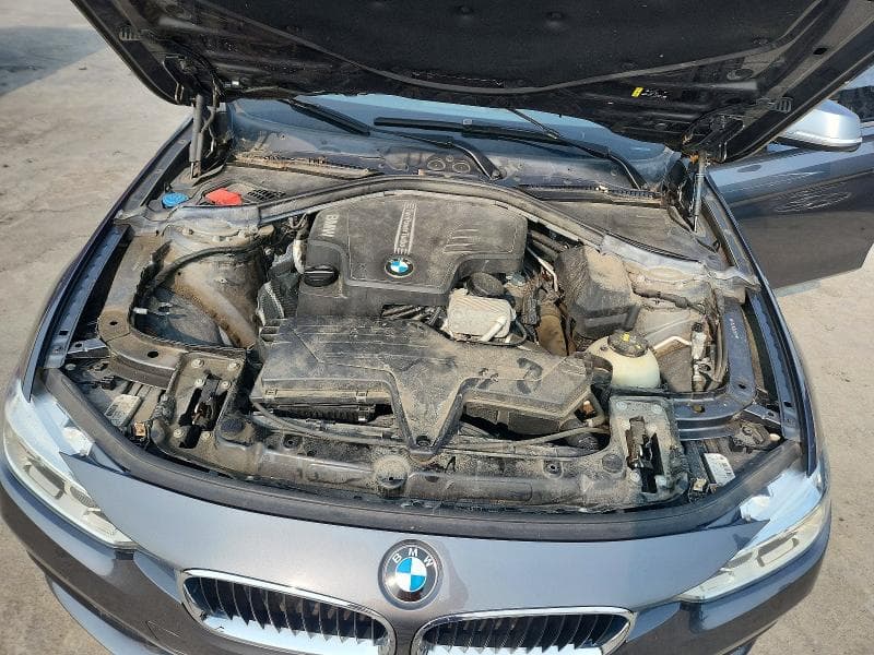 2018 BMW 320 XI 11