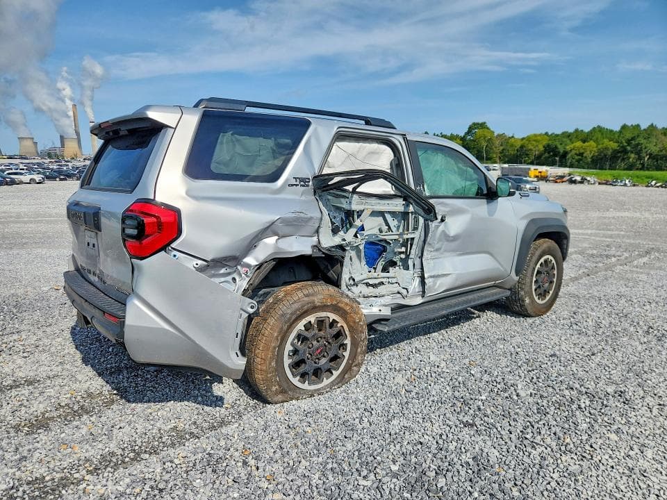 2025 TOYOTA 4RUNNER TRD OFF-ROAD HV 3
