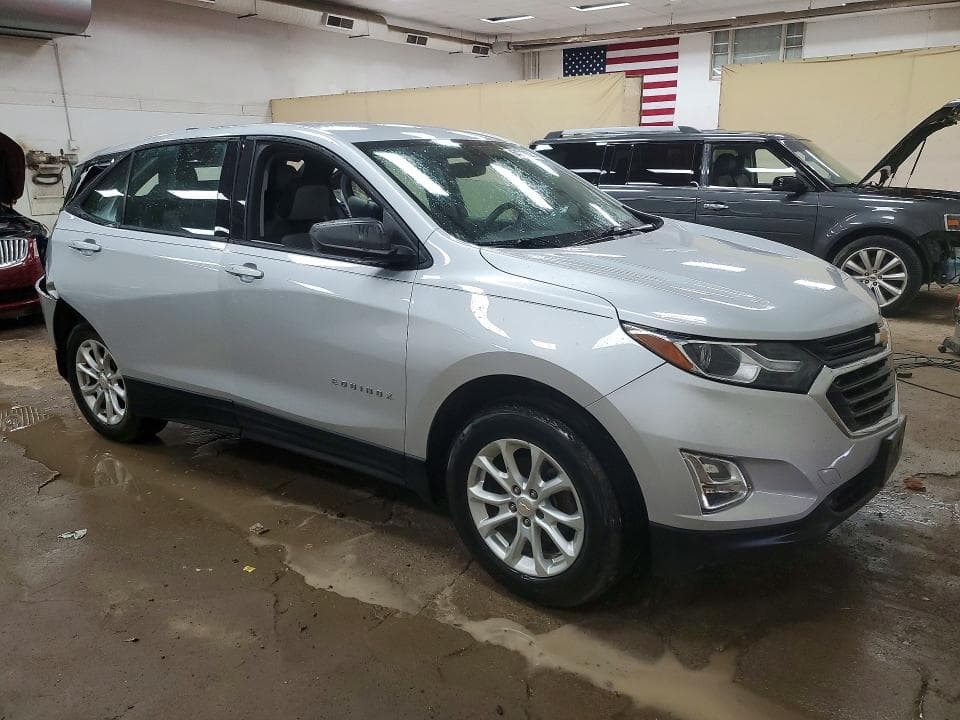 2019 CHEVROLET EQUINOX LS 4