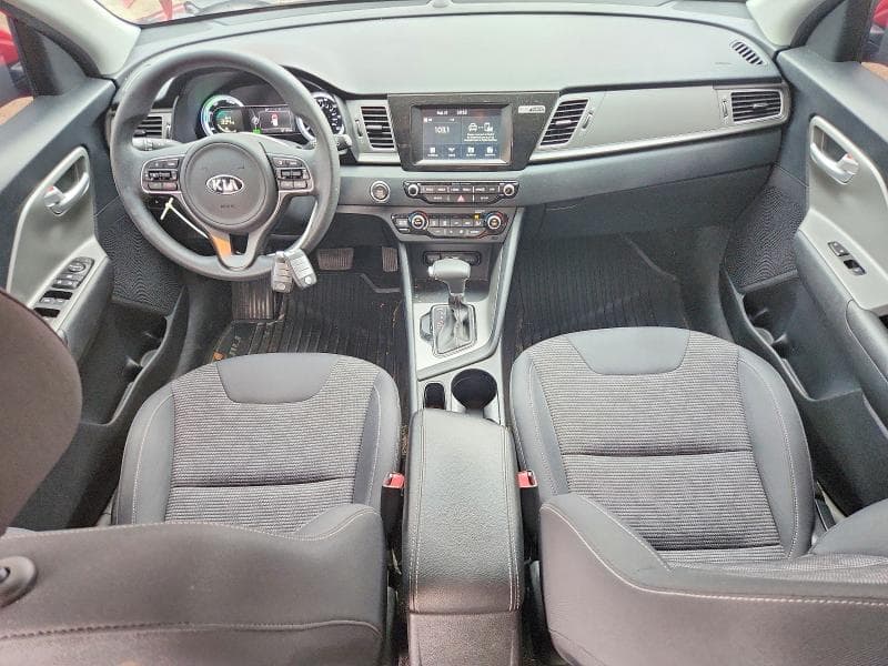 2019 KIA NIRO LX 8