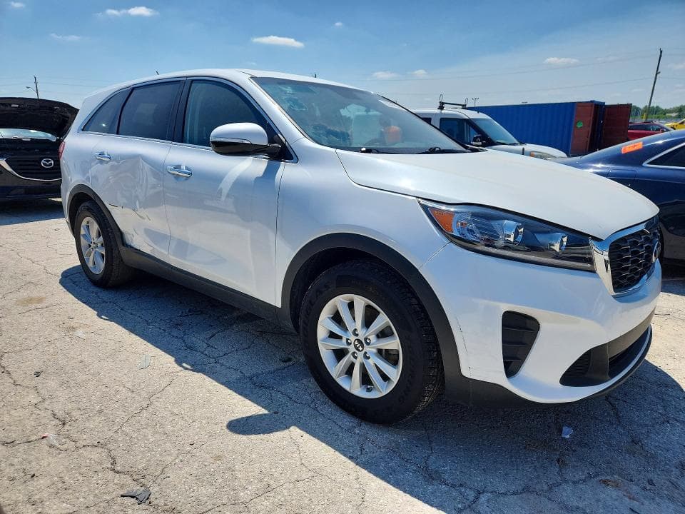 2020 KIA SORENTO S 4