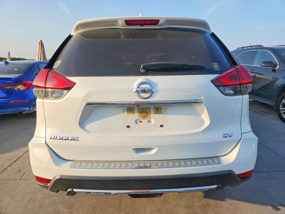 2017 NISSAN ROGUE SV 6