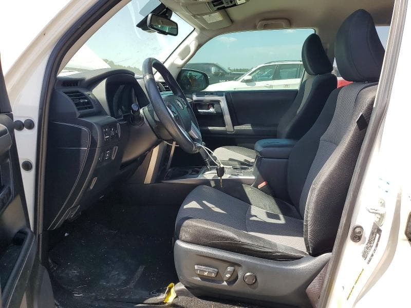 2020 TOYOTA 4RUNNER SR5 7