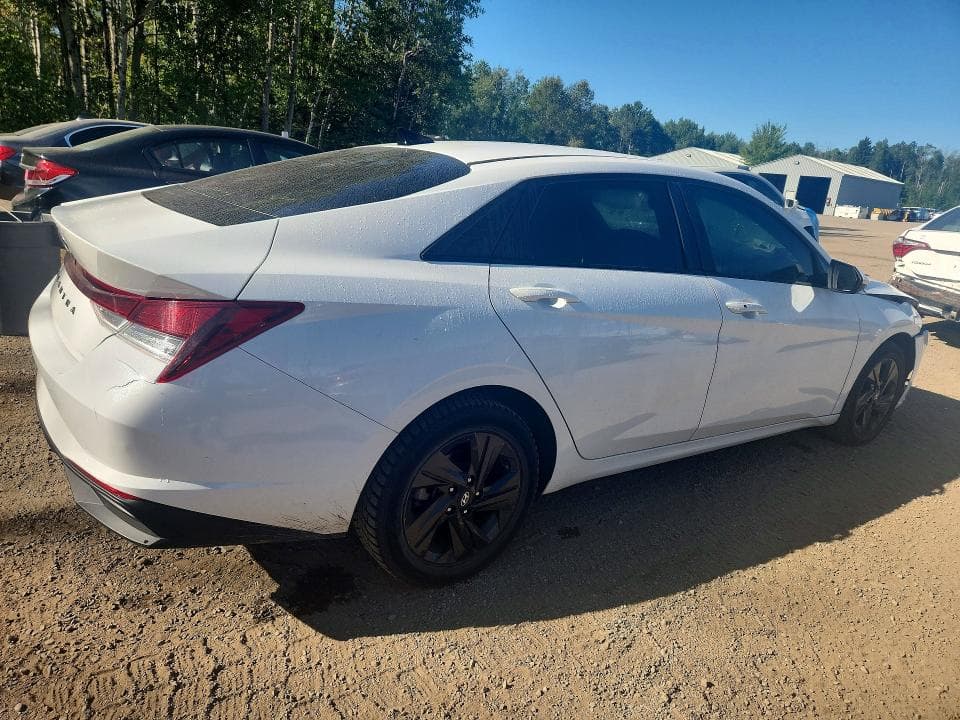 2021 HYUNDAI ELANTRA SEL 3