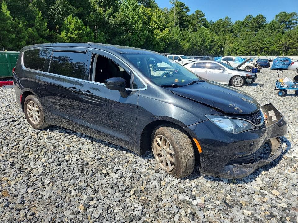 2017 CHRYSLER PACIFICA TOURING 4