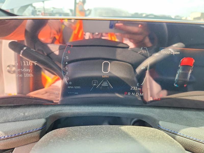 2025 CADILLAC XT4 SPORT 9