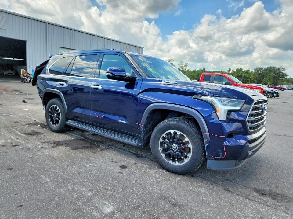 2023 TOYOTA SEQUOIA LIMITED 4